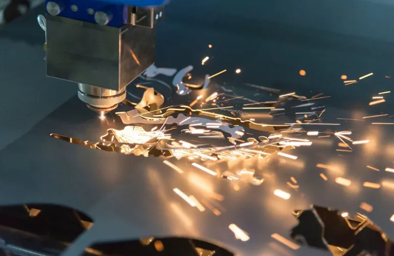 Taglio laser Alba: precisione e flessibilità per le aziende